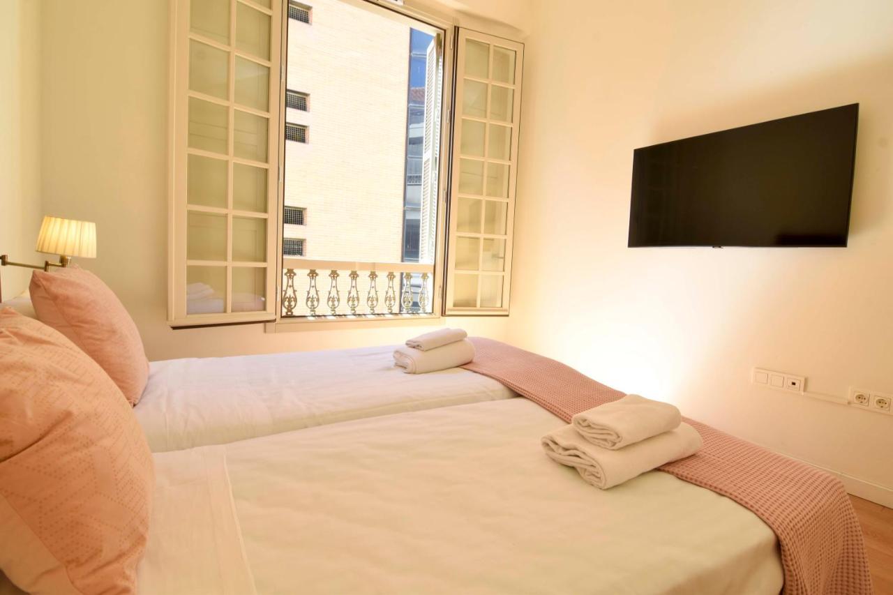 Letmalaga Plaza Del Teatro Premium Apartment Ngoại thất bức ảnh